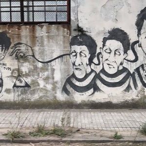 Meet your Posher, Avrilou